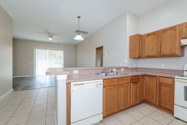 Building Photo - 11628 Wishing Well Ln
