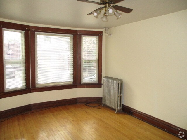 Building Photo - 213 Hamilton St.