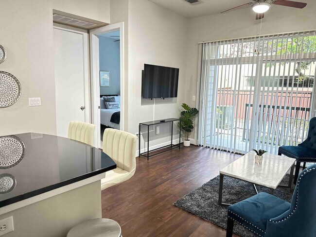 Foto del edificio - 12848 Queensbury Ln