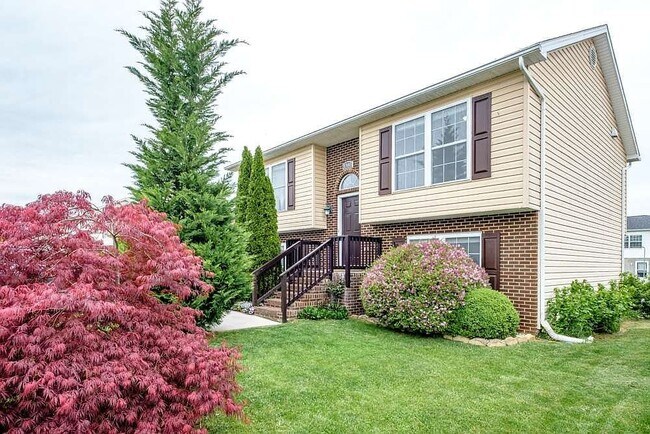 Foto del edificio - 1380 Stonechris Dr