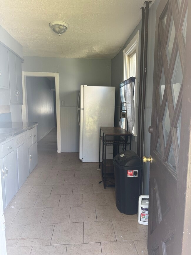 Photo - 1015 Birch St House