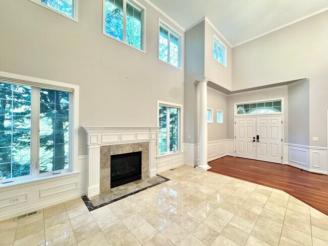 Foto del edificio - Luxury Living SFH for Rent in Bothell