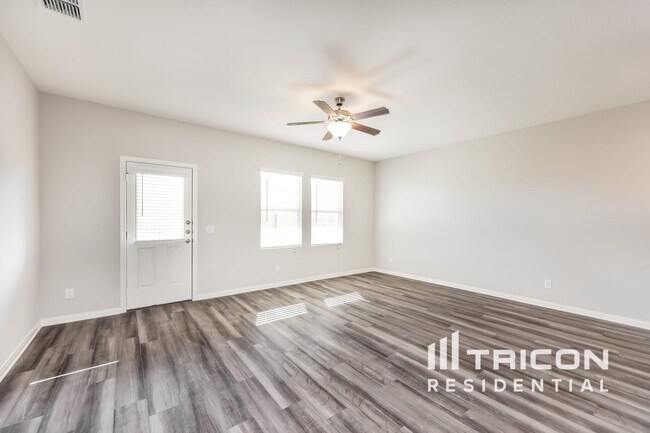 Building Photo - 14352 Gunsight Pass