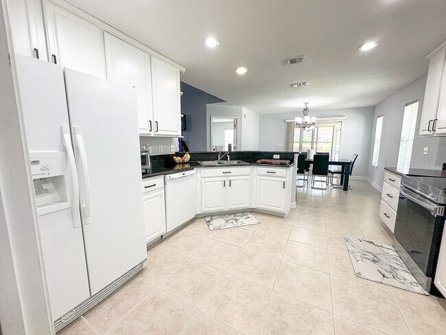 Building Photo - 462 Sandmore Shores Dr