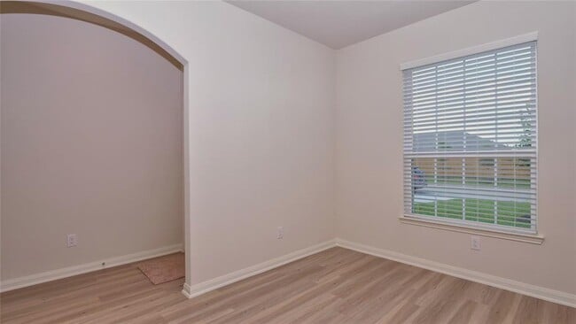 Building Photo - 305 Palo Duro Canyon Dr