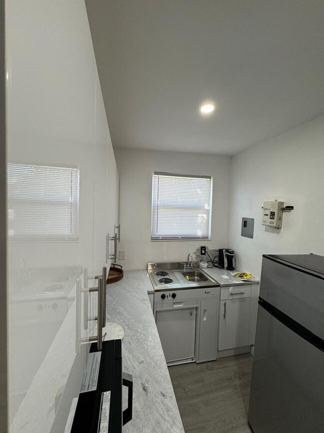 Foto del edificio - 3321 SW 35th St