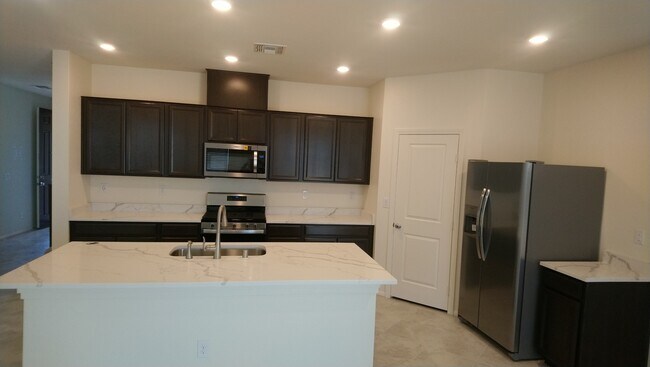 Foto del edificio - 5658 Autumn Cliffs Way