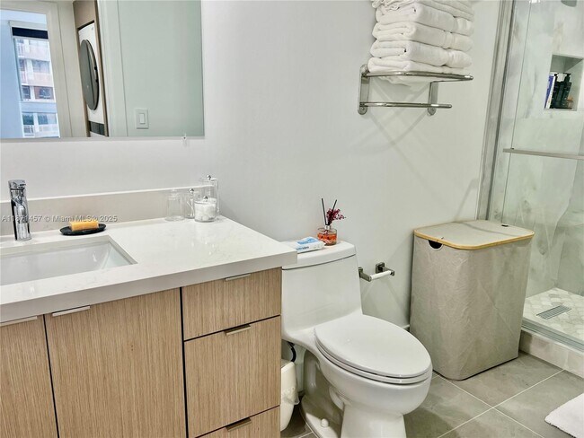 Foto del edificio - 2951 S Bayshore Dr