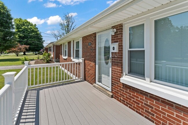 Building Photo - 3 br, 1 bath House - 8238 Virginia Rd