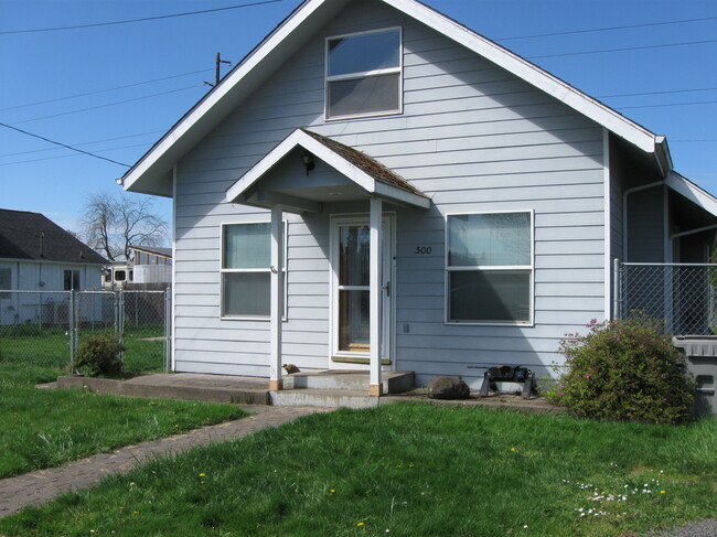 Building Photo - 500 S 5th St