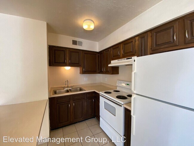Foto del edificio - 1701 Girard Blvd SE