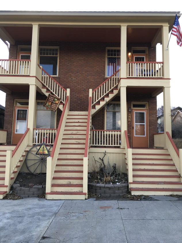 Primary Photo - 667 S Washington St