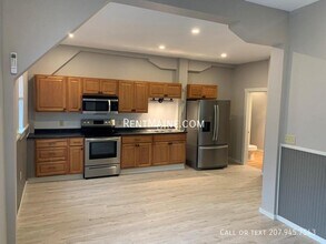 Building Photo - 38 Railroad St