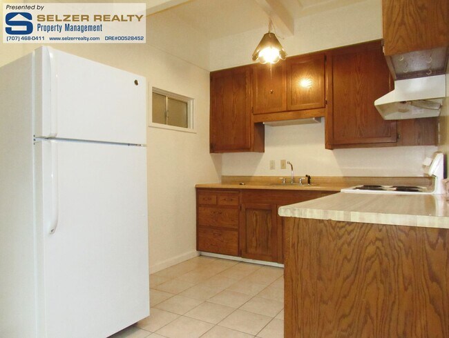Foto del edificio - 521 Redwood Ave