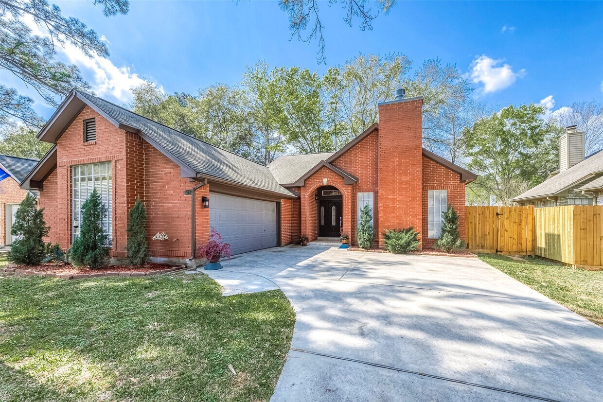 Primary Photo - 5439 Fern Park Dr