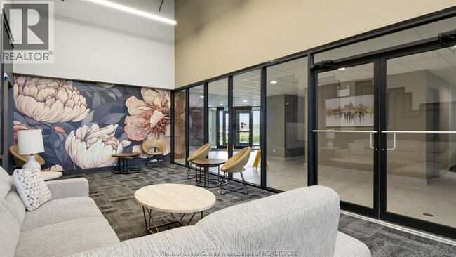 Building Photo - 1900 6th Conc