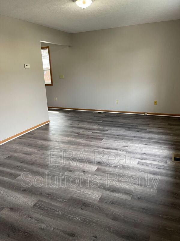 Building Photo - 2029 Heritage Dr