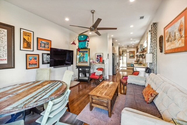 Foto del edificio - 8535 Spruce St