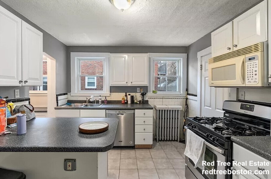 Foto principal - 86 Colborne Rd