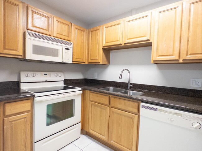 Foto del edificio - 3256 NW 104th Ave