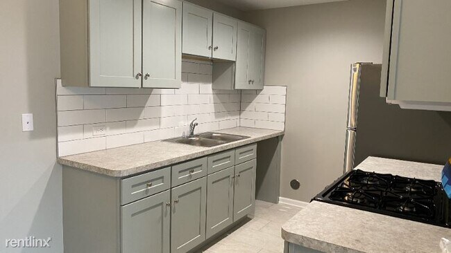 Building Photo - 2 br, 1 bath Condo - 9958 S 84th Ter Unit ...