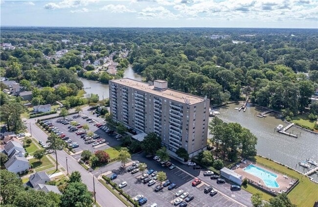 Building Photo - 7320 Glenroie Ave