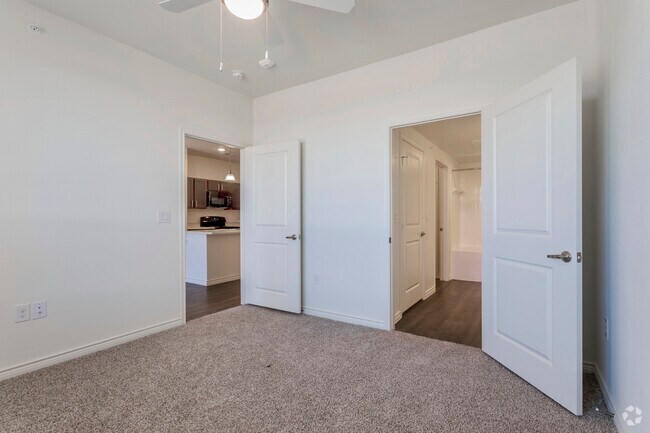 1HAB, 1BA - 655SF A1 - Habitación - Lavon