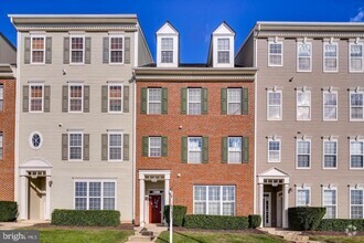Building Photo - 580 Orchard Ridge Dr