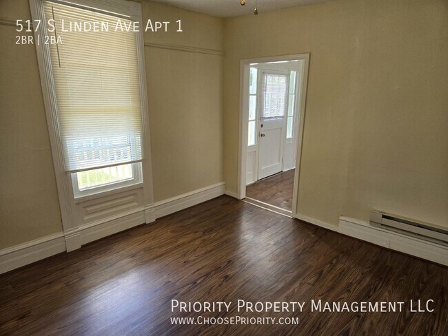 Building Photo - 2BR 1.5 Bath 1st Floor Apt, Waynesboro
