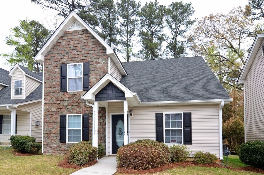 Primary Photo - 109 Twin Pines Ct