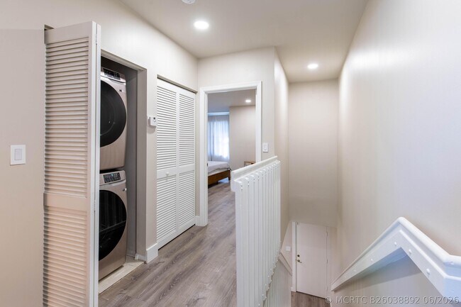 Foto del edificio - 13792 Creston Pl