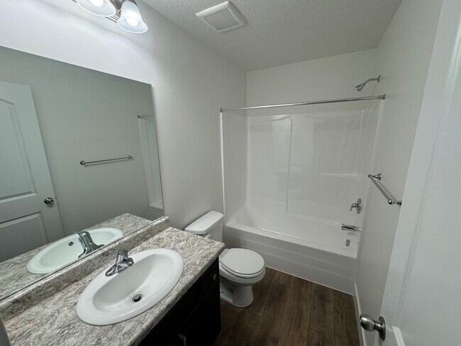 Building Photo - 4022 W Big Horn Dr