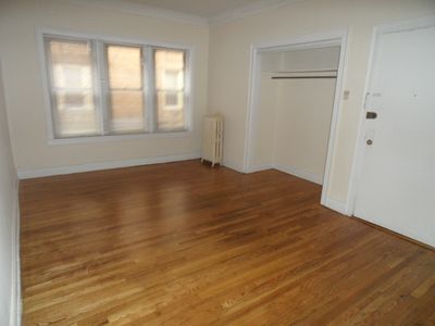 Foto principal - 1235 W North Shore Ave
