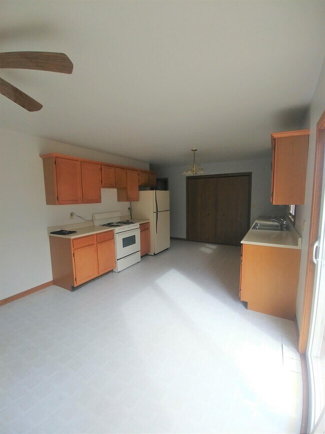 Building Photo - 2536 N 4645th Rd