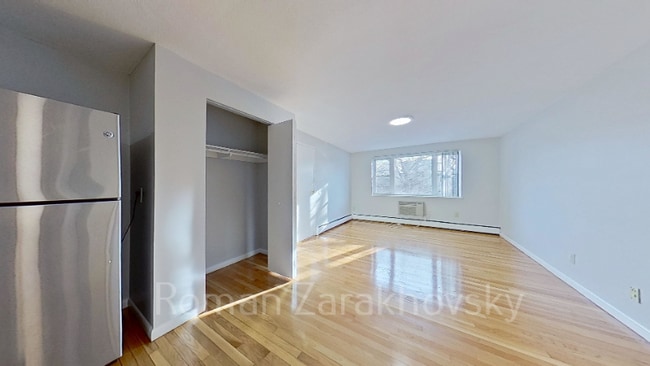 Foto del edificio - 112 Babcock St