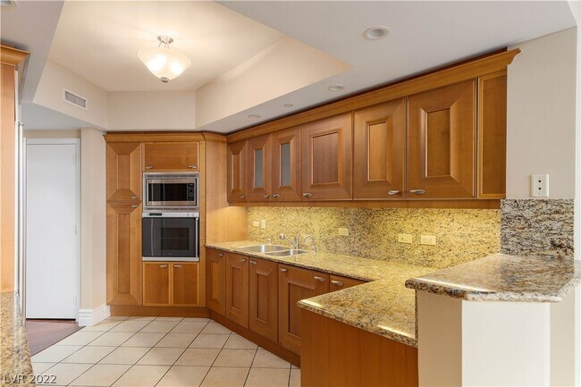 Foto del edificio - 2777 Paradise Rd