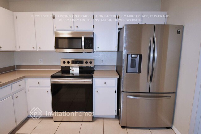 Building Photo - 8322 Arabian Dunes Pl