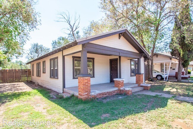 Foto del edificio - 3 br, 1 bath House - 1905 16th St