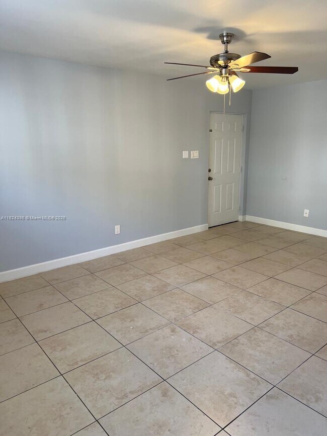 Building Photo - 15295 SW 106th Ln