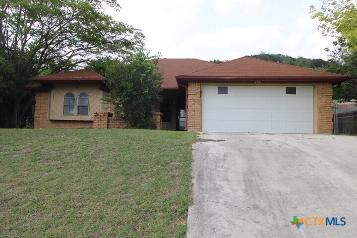 Foto principal - 2311 Phyllis Dr