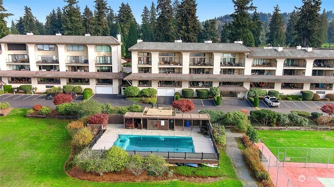 Foto del edificio - 16929 Inglewood Rd NE