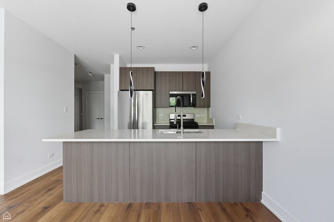 Foto del edificio - 2354 N Washtenaw Ave