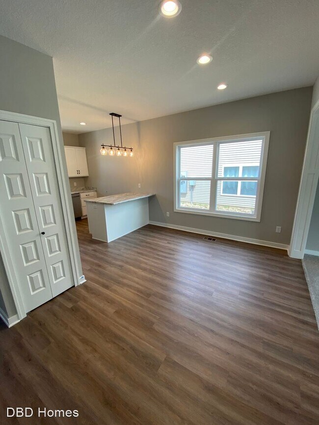 Foto del edificio - 3 br, 1.5 bath House - 5322 Copper Horse T...