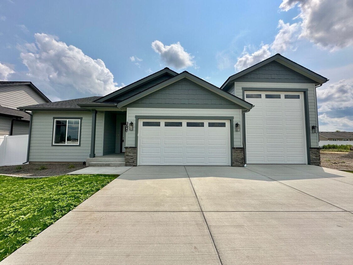 Foto principal - New Build Ranch Style Home Available with ...
