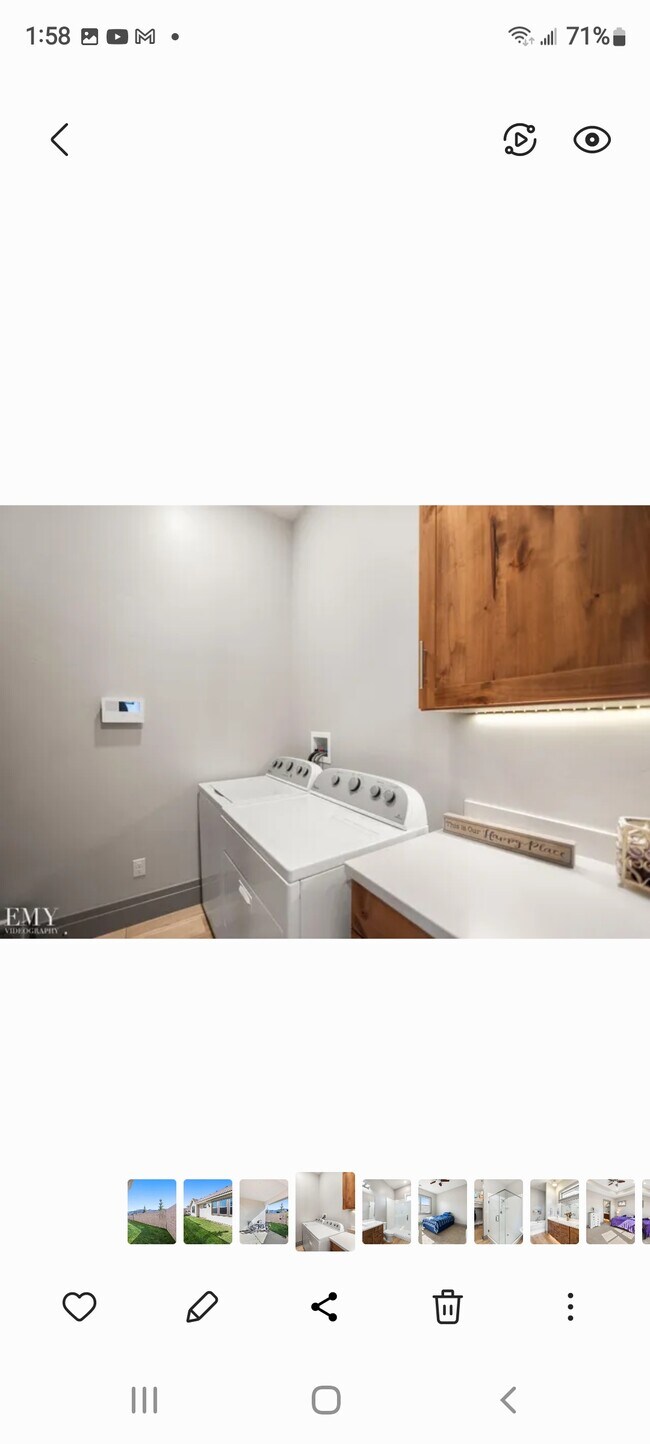 Foto del edificio - 2352 W Portal Hl Rd