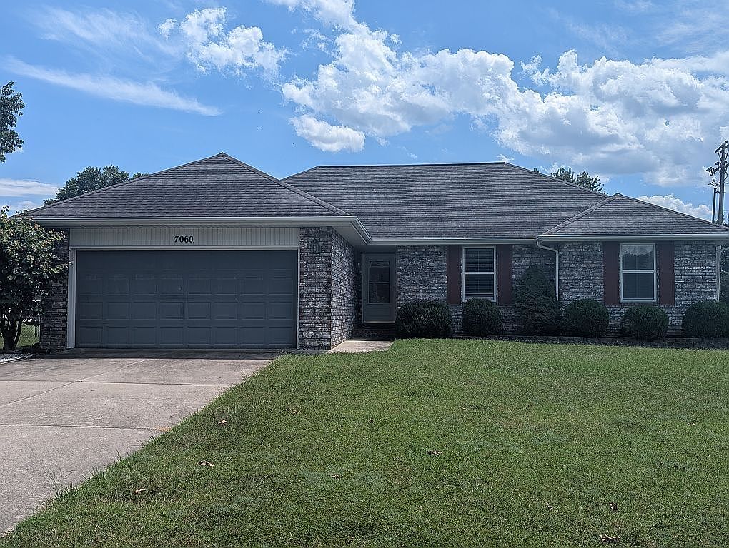Foto principal - 7060 W Lone Oak St