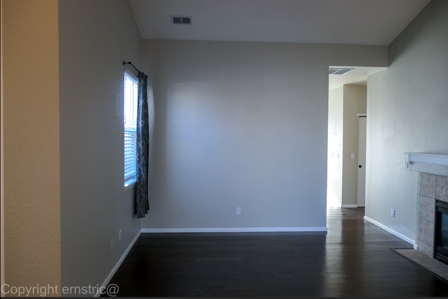 Building Photo - 5319 S Sicily Way