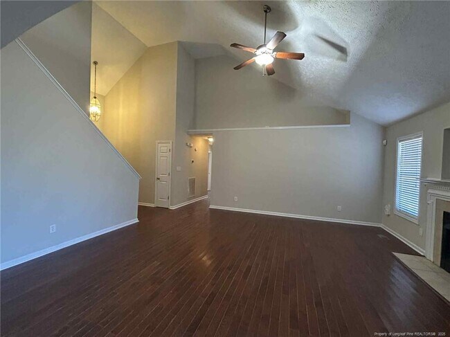 Building Photo - 5918 Lillytrotter Dr