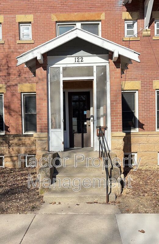 Photo - 122 Parsons St