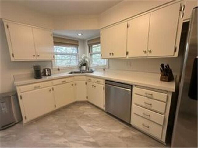 Foto del edificio - 20515 Manor Rd
